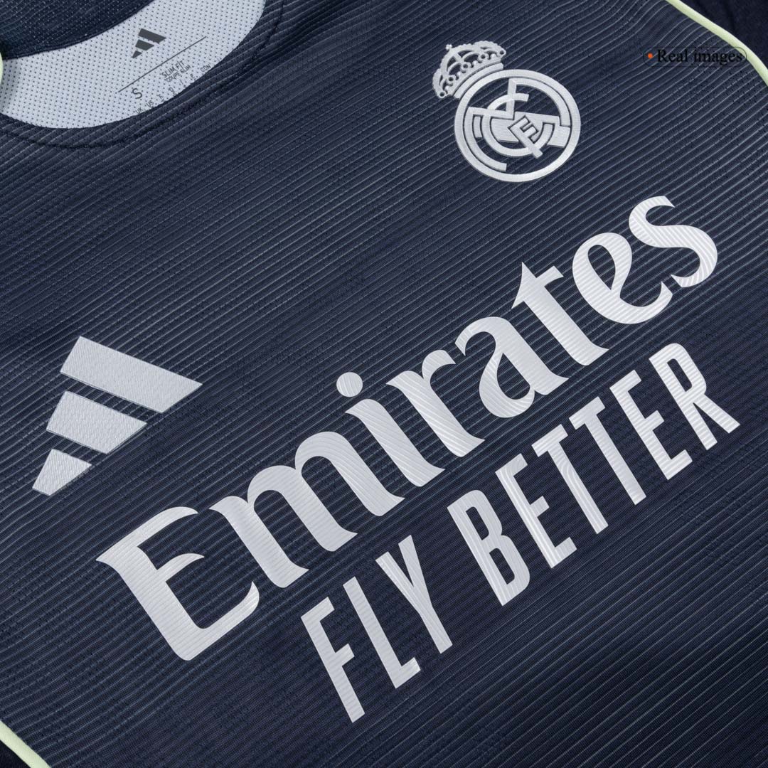 Real Madrid Bortedrakt 2025/26 (Spillerversjon) [PREMIUM]