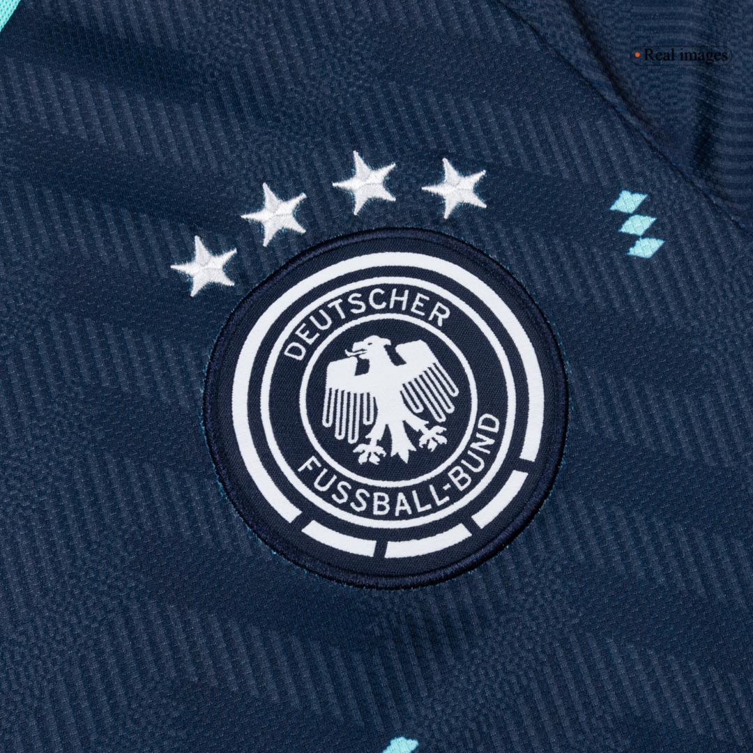 Tyskland Bortedrakt VM 2026 – WIRTZ #17