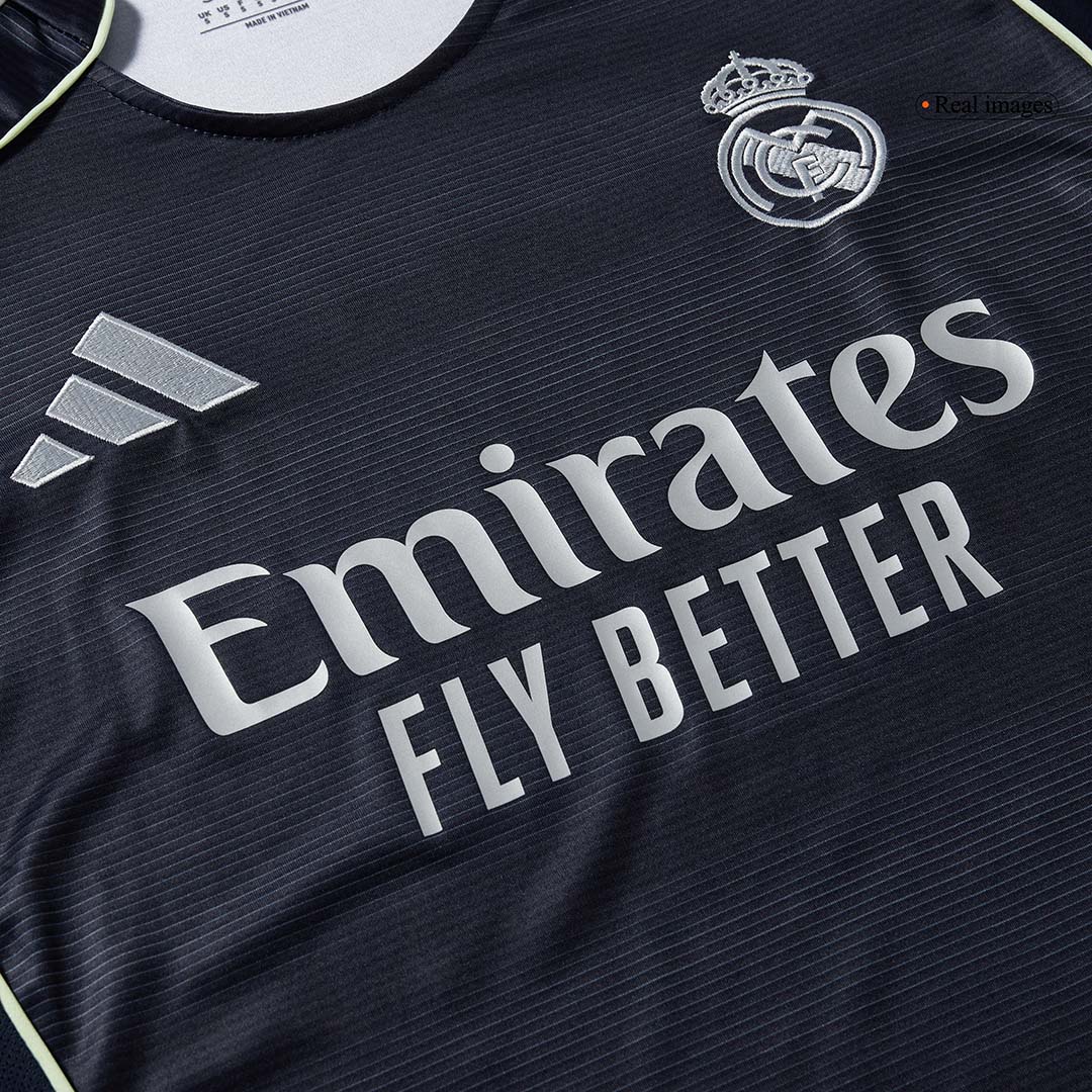 Real Madrid Bortedraktsett 2025/26 [PREMIUM]